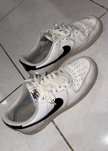 Nike Beyaz Deri Sneaker