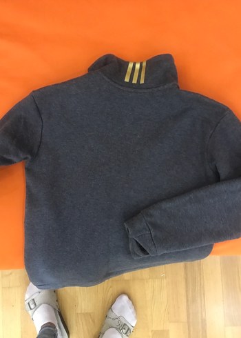 11-12 Yaş Beden Gri Adidas Erkek Çocuk Sweatshirt orginal ici kalin dolgulu