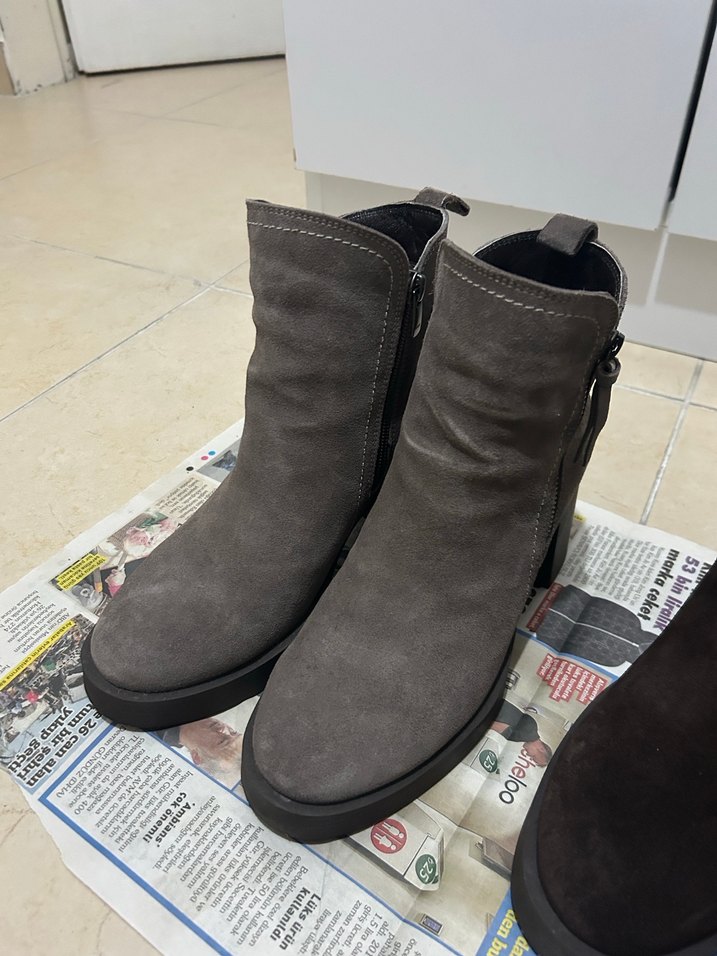 Tergan Hakiki Süet Deri Topuklu Kadın Bot - Görsel 4