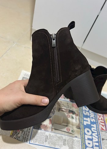 Tergan Hakiki Süet Deri Topuklu Kadın Bot - Görsel 8