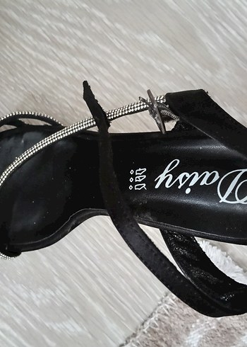 Siyah V Yaka Drapeli Midi Elbise - Görsel 3