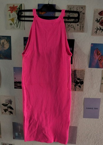 Pembe Yüksek Yakalı Kolsuz Midi Elbise