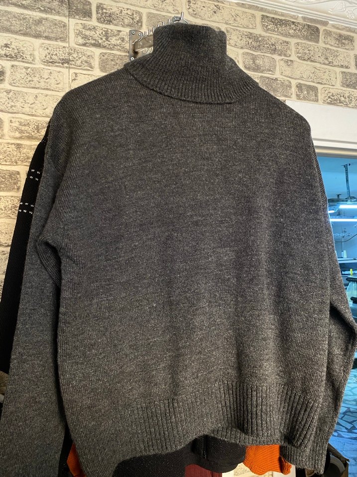 Gri Boğazlı Örgü Yün Kadın Kazak - Görsel 2