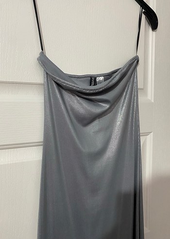 m Beden gri Renk H&M Gümüş Renk Şık Gece Elbisesi