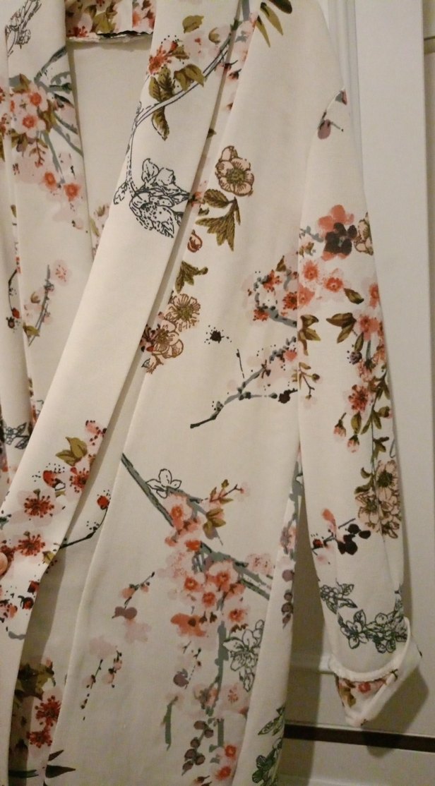 Uzun Beyaz Bohem Desenli Kadın Kimono - Görsel 2