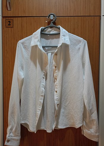 Düğmeli Beyaz Kadın Gömlek - Görsel 2