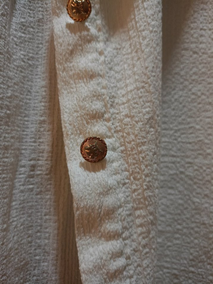 Düğmeli Beyaz Kadın Gömlek - Görsel 5