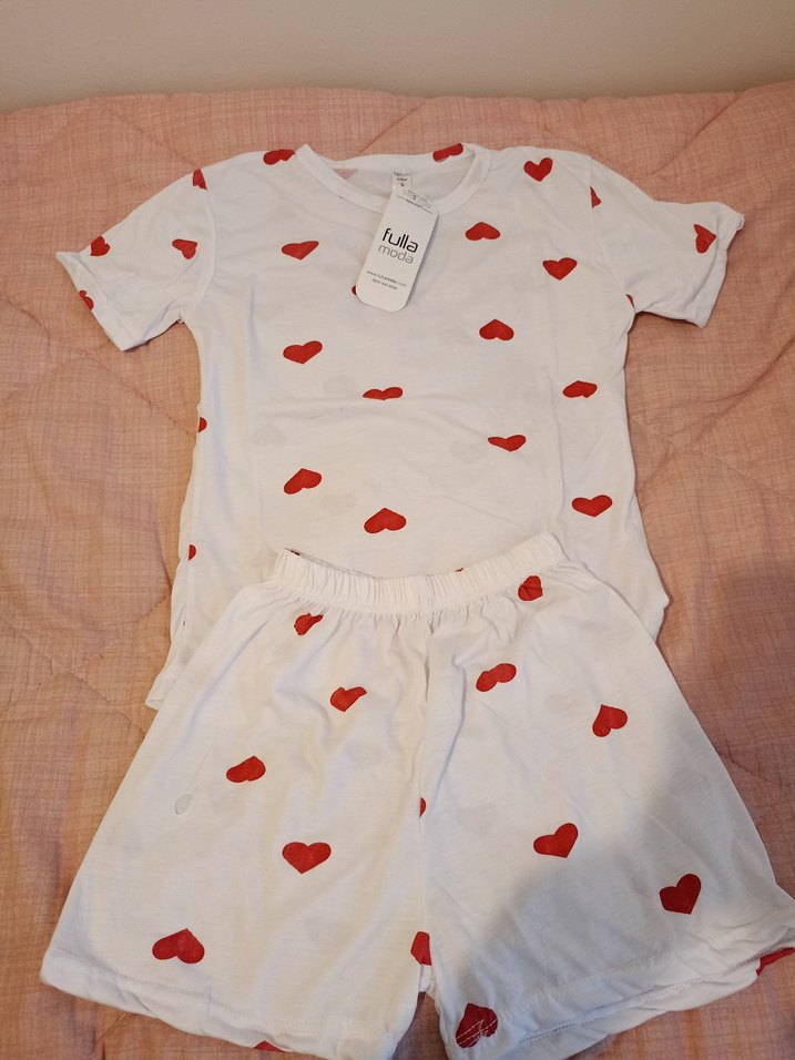 Kadın Beyaz Kısa Kollu Mini Pijama Takımı - Görsel 2