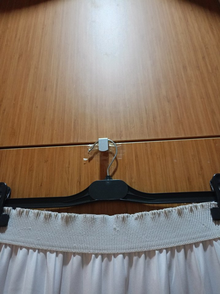 Pilili Uzun Beyaz Etek - Görsel 3