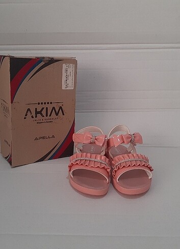 31 Beden Kız Çocuk Sandalet 31, 32, 33, 34, 35 no mevcuttur