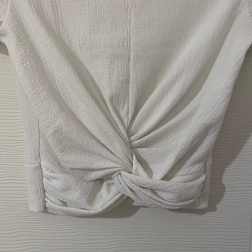 Beyaz Pilili Kısa Kollu Keten Tişört - Görsel 2