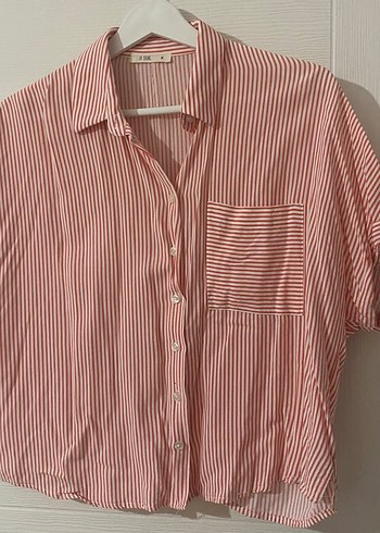 Pembe Çizgili Düğmeli Kısa Kollu Gömlek - Görsel 2