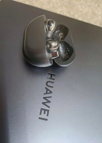 Huawei MateBook Kulaklık Hediyeli