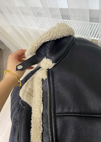 Bershka Bershka Biker Siyah İçi Kürklü Deri Kadın Ceket