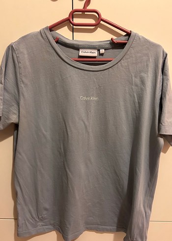 Calvin Klein Gri Kısa Kollu Tişört