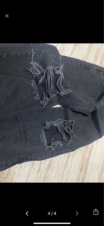 38 Beden siyah Renk Pull Bear yırtık jean