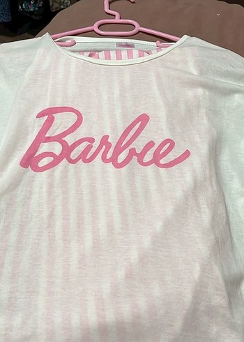 l Beden Pembe Barbie Baskılı pijama takımı