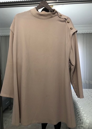 Zühre Düğmeli Bej Midi Tunik