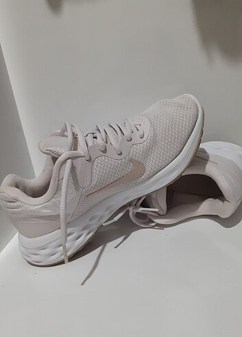 Nike Spor yürüyüş ayakkabisi