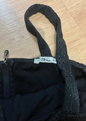 Büstiyer etek takım - Görsel 5