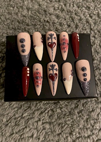 Bordo ve Siyah Desenli Takma Tırnak Seti - Görsel 2
