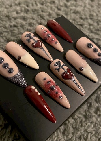 Bordo ve Siyah Desenli Takma Tırnak Seti - Görsel 3