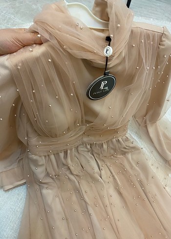 İnci Detaylı Bej Uzun Abiye Elbise - Görsel 2