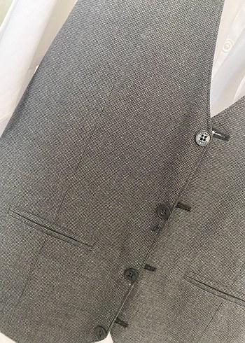 Gri Düğmeli Erkek Takım Elbise - Görsel 5