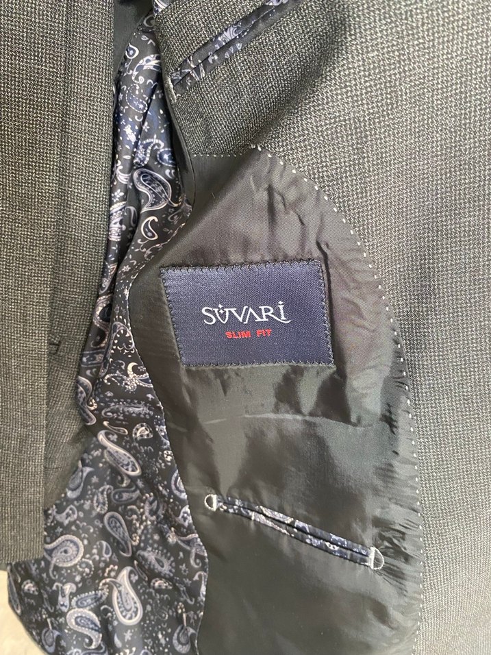 Gri Düğmeli Erkek Takım Elbise - Görsel 3