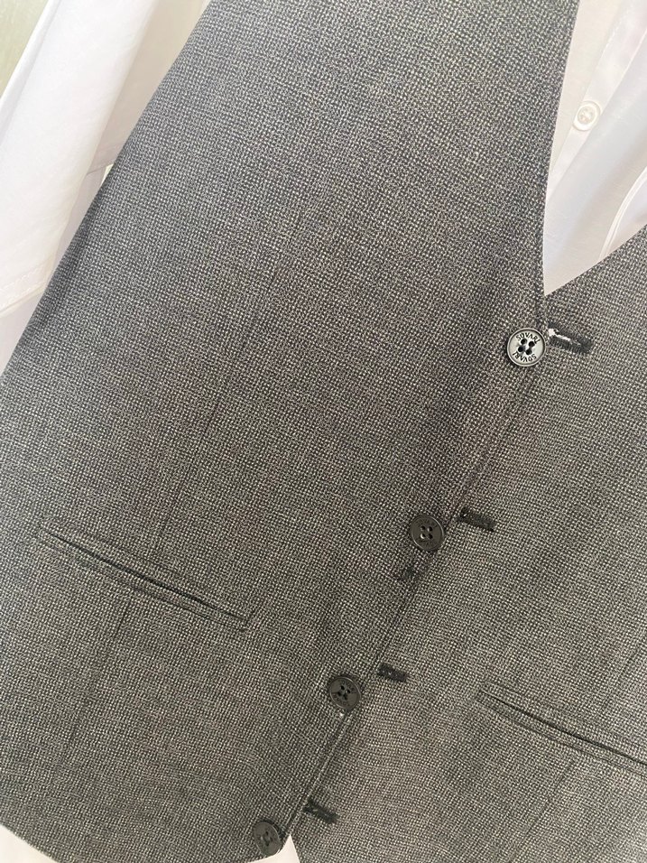 Gri Düğmeli Erkek Takım Elbise - Görsel 5
