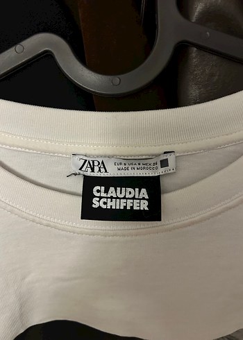 s Beden ZARA ÖZEL KOLEKSİYON, Claudia Schiffer Uzun Kollu Pamuklu Tişört