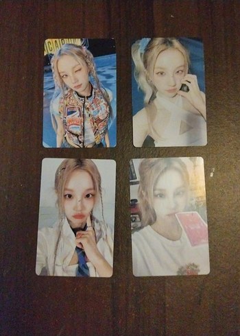 Yuqi 4lü lomo card set