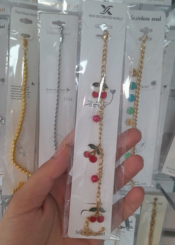 Renkli Zincir Detaylı Kadın Bileklik