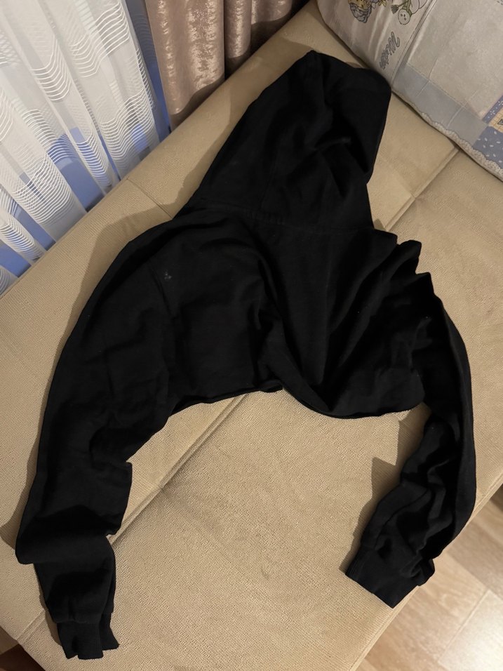 Siyah Kapüşonlu Kadın Sweatshirt - Görsel 3