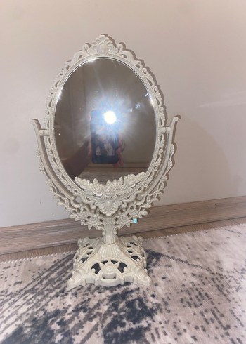 Beden Couqette beyaz makyaj aynası