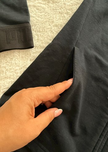 Puma PUMA Siyah Fermuarlı Kadın Spor Ceket