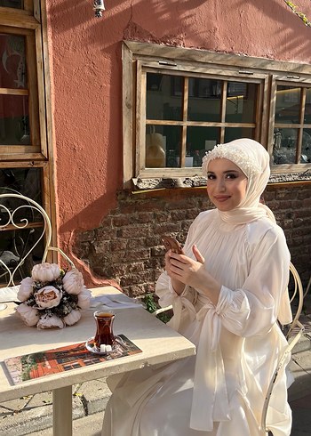 Uzun Ekru Hülya Keser Tesettür Abiye - Görsel 4