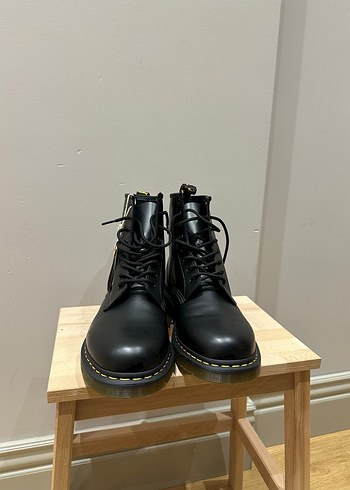 Siyah Dr. Martens Bağcıklı Bot - Görsel 3