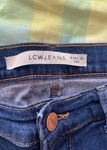 l Beden LCW lacivert jean