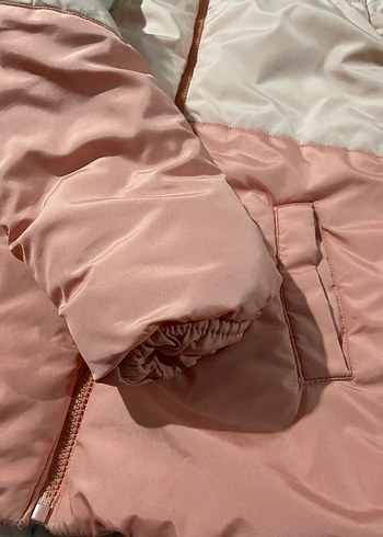 Kız Çocuk Pembe Kapüşonlu Fermuarlı Mont - Görsel 3