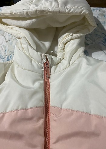 Kız Çocuk Pembe Kapüşonlu Fermuarlı Mont - Görsel 2