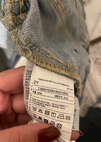 Benetton Benetton Düğmeli Nakışlı Kolsuz Denim Ceket 2 Yaş