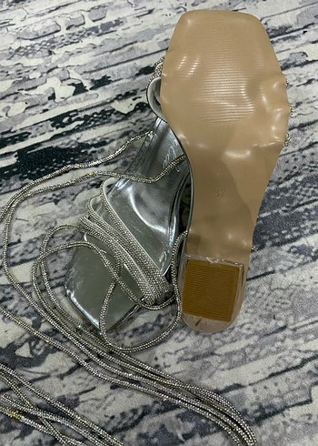 Diğer Gri Yılan Desenli Taşlı Stiletto Topuklu Kadın Ayakkabı