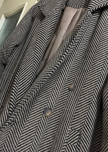 Desenli Uzun Kaban - Görsel 3