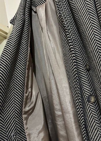 Desenli Uzun Kaban - Görsel 2