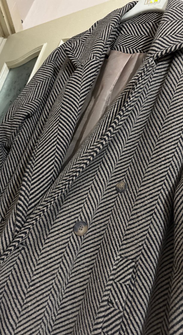 Desenli Uzun Kaban - Görsel 3