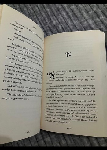  Beden Renk Hush Hush Serisi 4 Kitap Seti