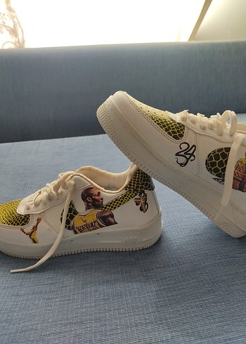 Nike Sarı Yılan Desenli Kadın Spor Ayakkabı