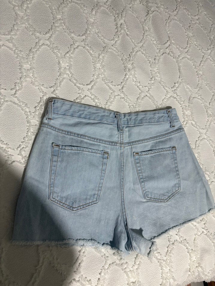 Kot şort XL beden.Sadece 1 kez giyildi - Görsel 2