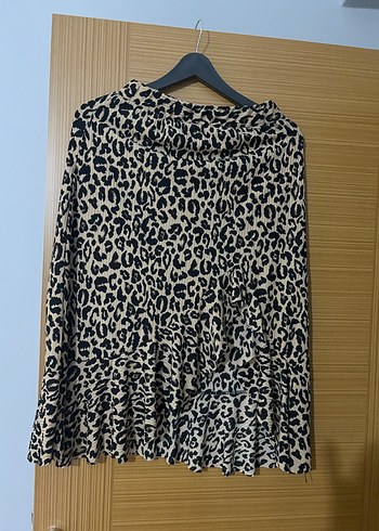 Leopar desenli yırtmaçlı etek M beden. - Görsel 3